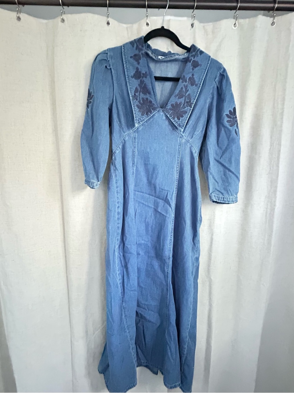 Rixo Malia floral-embroidered denim dress - Picture 4 of 6